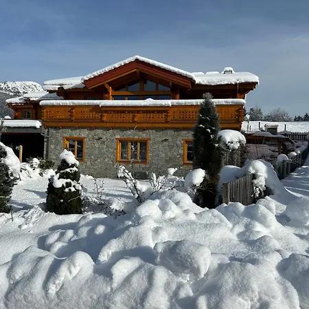 Chalet Alma *